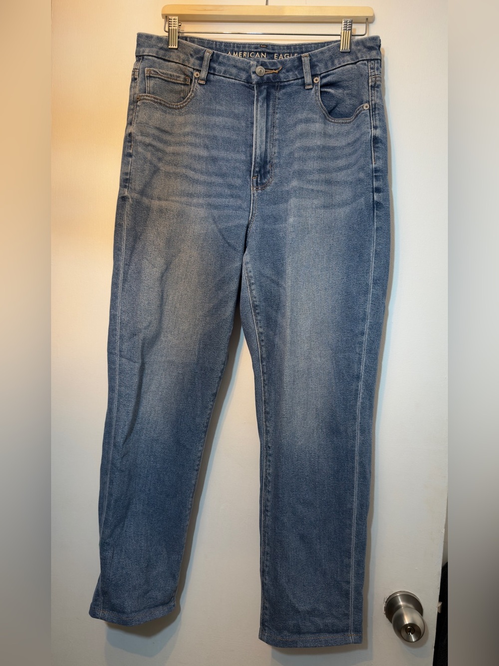 Mom jeans Women's Light Blue Straight Leg Jeans